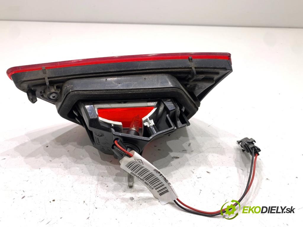 RENAULT CLIO IV liftback 2018 55 kW 1.5 dCi 75 1461 Svetlo zad ľavá strana vnútorná 265552424R (Kľučka dverí ostatné)