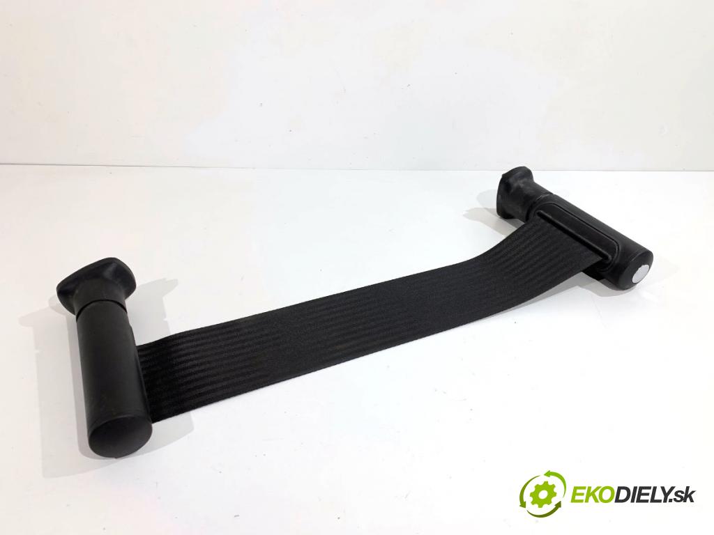 VW PASSAT B6 Kombi 2005 103 kW 2.0 TDI 1968 kroužek slimák Roleta ROZDĚLIT: kufra 4F9860378