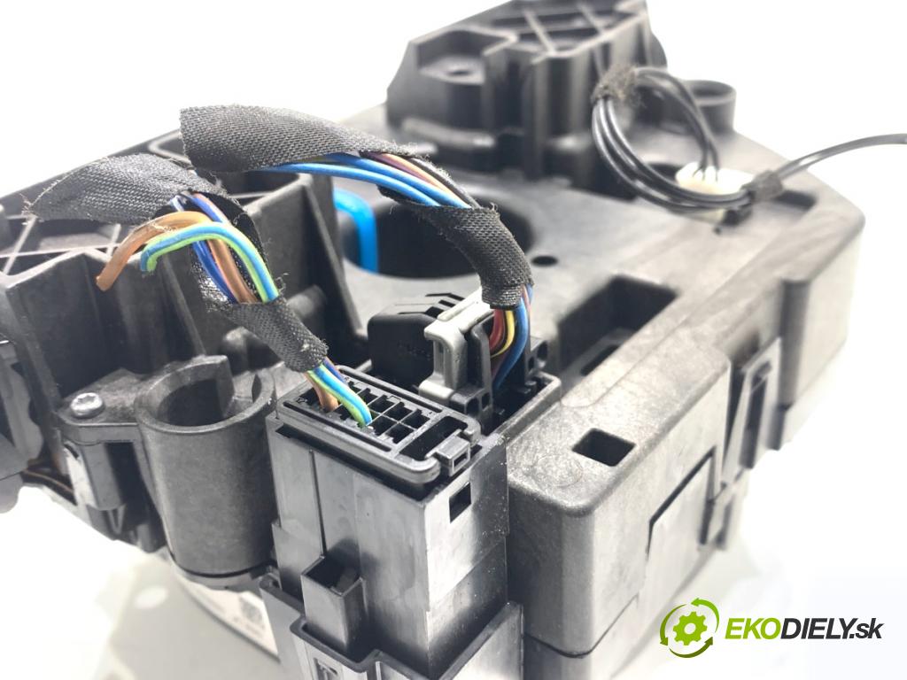 BMW F25 SUV 2013 135 kW xDrive 20 d 1995 Prepínač kombinovaný 9253757 (Prepínacie páčky pod volantom)