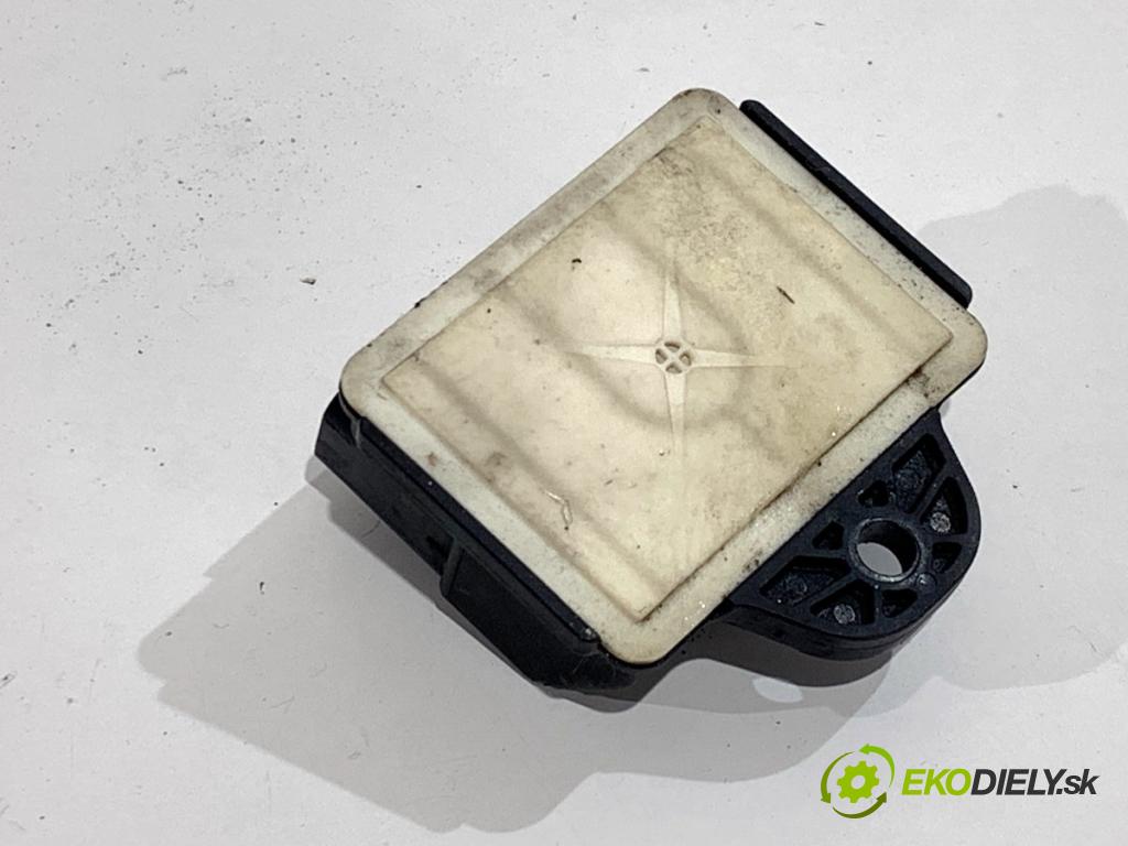 BMW F25 SUV 2013 135 kW xDrive 20 d 1995 relé sviečok žhavenia 8570087 (Relé)