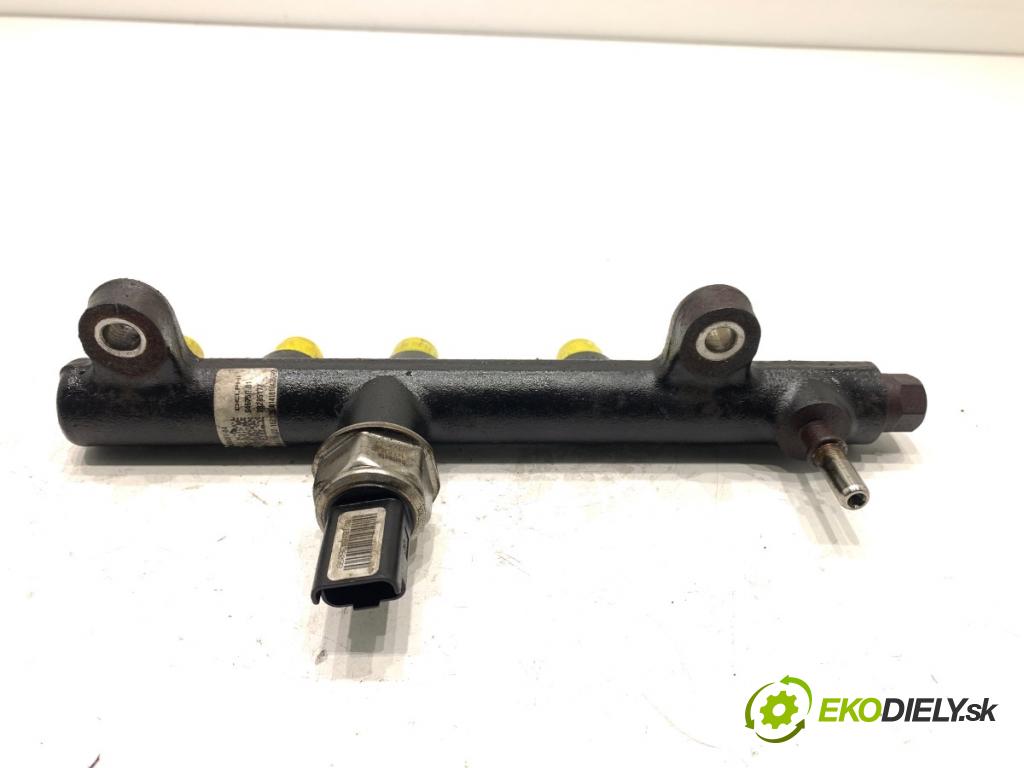 PEUGEOT 508 SW I Kombi 2017 133 kW 2.0 HDi 180 RXH 1997 lišta vstřikovací SENZOR 9674300080