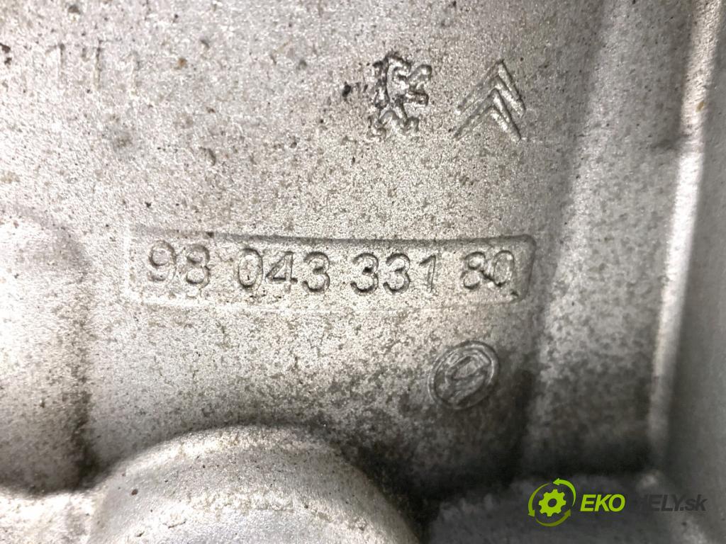 PEUGEOT 508 SW I Kombi 2017 133 kW 2.0 HDi 180 RXH 1997 držák uchycení alternátora 9804333180