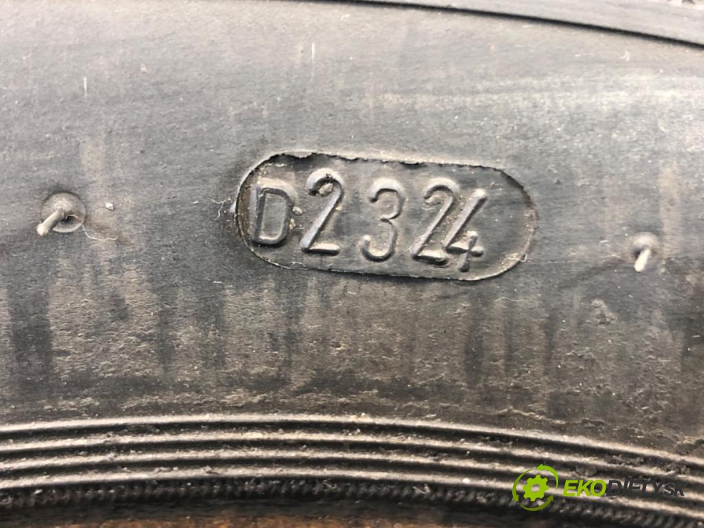 --- --- PNEUMATIKY: zima 2X 195/65 15" TIPTYRE: