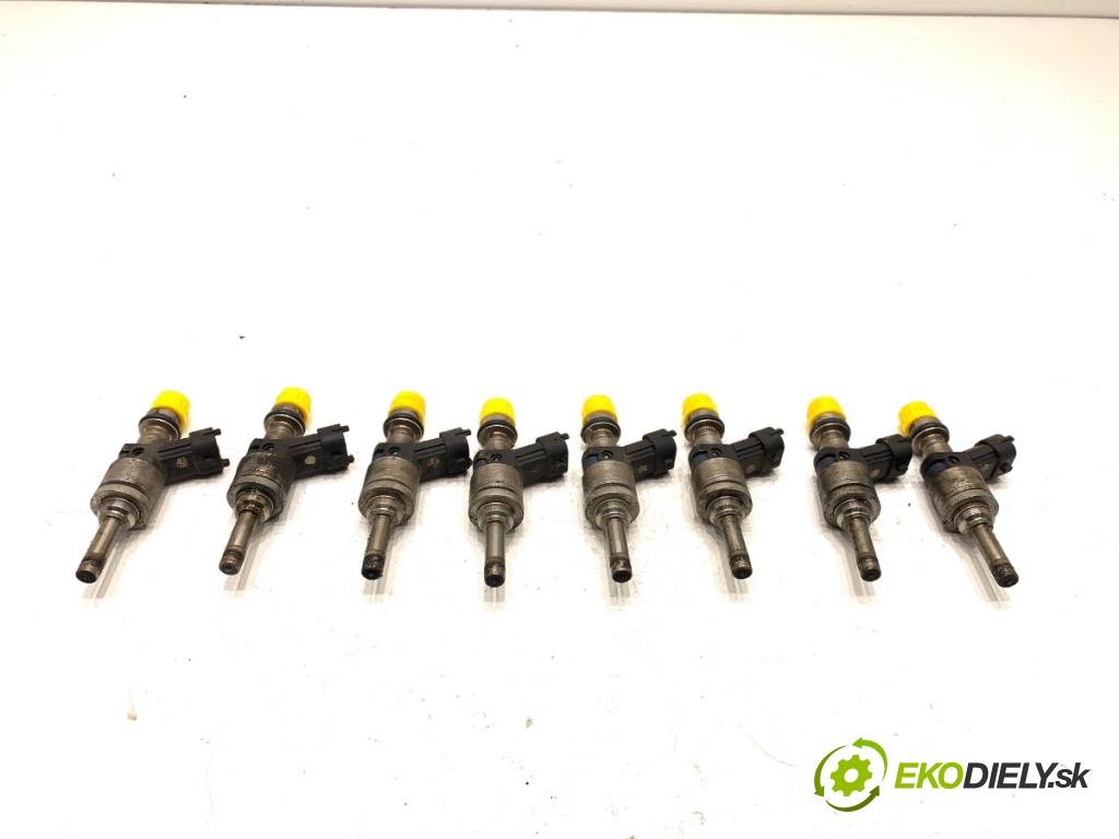 PORSCHE PANAMERA liftback 2010 294 kW 4.8 4S 4806 vstřikovací ventily 94811012821