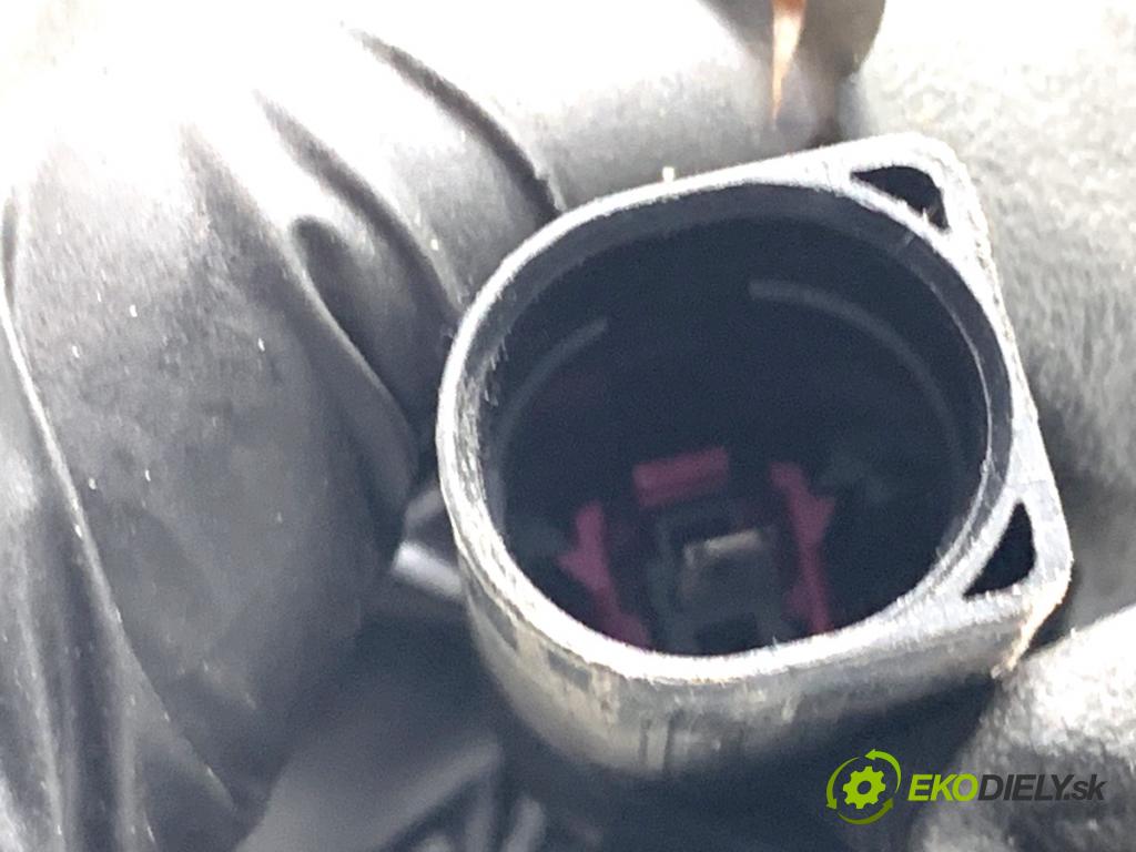 PORSCHE PANAMERA liftback 2010 294 kW 4.8 4S 4806 Alternátor 94860302303 (Alternátor)