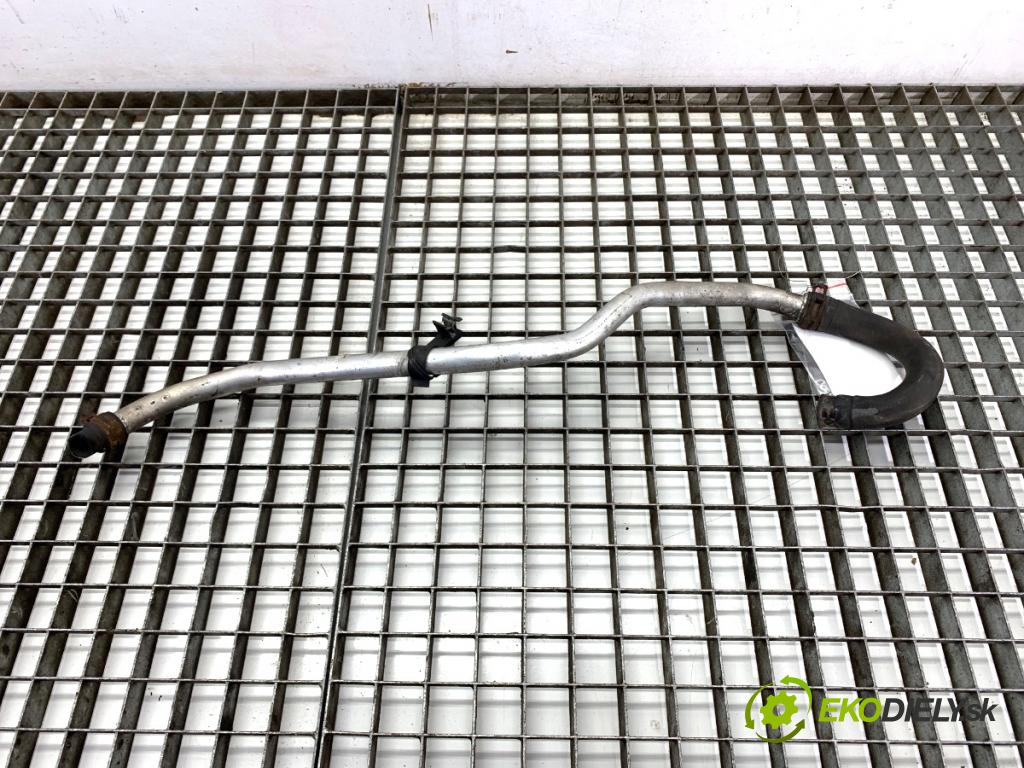 PORSCHE PANAMERA liftback 2010 294 kW 4.8 4S 4806 Rúra vody 97011320802