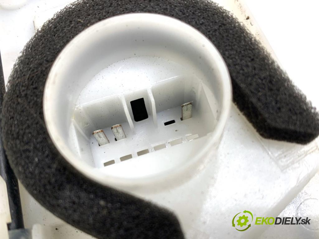 FIAT SEDICI SUV 2012 88 kW 1.6 16V 1586 zámok Dvere ľavy zad 82302-79J12