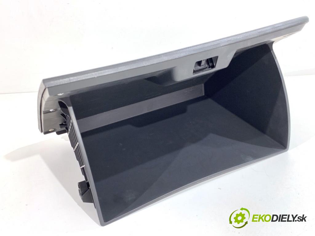 FIAT SEDICI SUV 2012 88 kW 1.6 16V 1586 přihrádka kastlík spolujezdce 73412-79J1 (Přihrádka (kastlík))