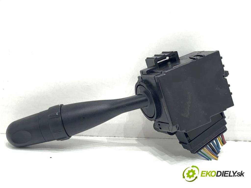 FIAT SEDICI SUV 2012 88 kW 1.6 16V 1586 přepínač stěračů  (Páčky pod volantem)