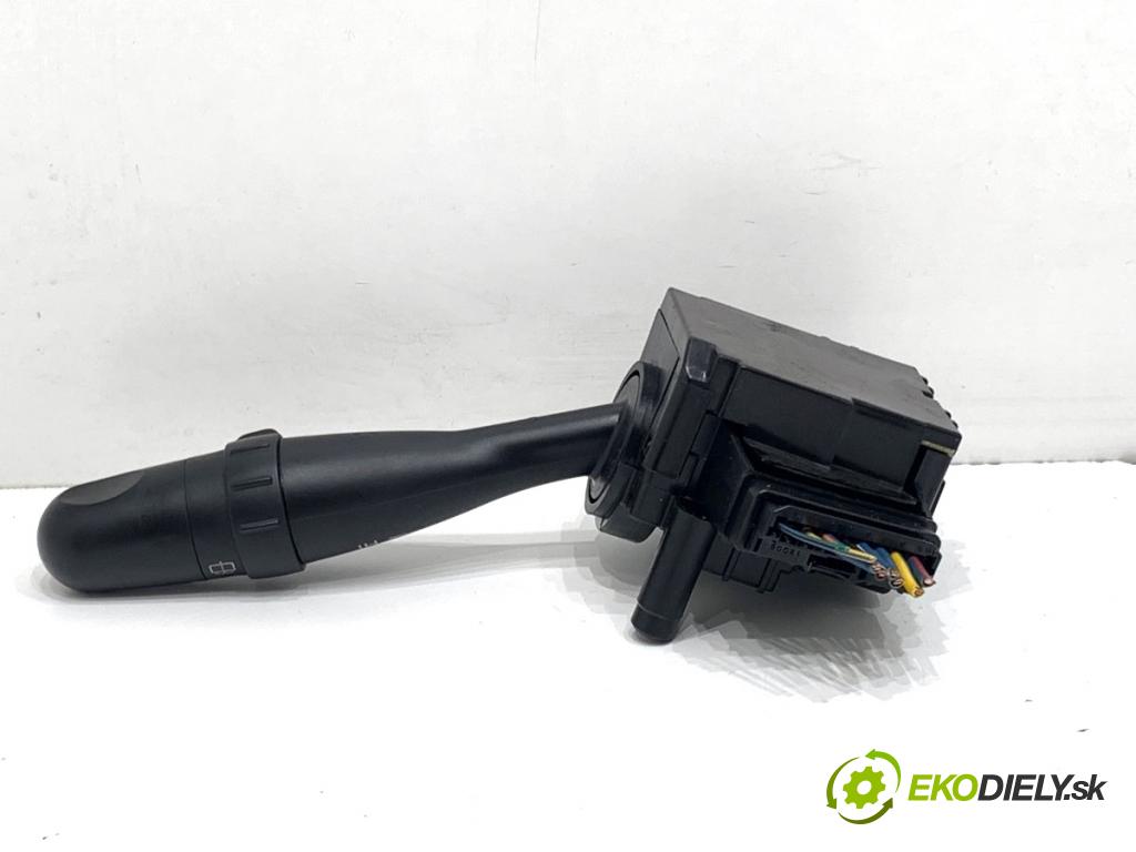 FIAT SEDICI SUV 2012 88 kW 1.6 16V 1586 přepínač stěračů  (Páčky pod volantem)