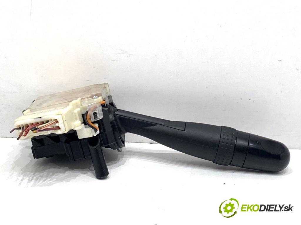 FIAT SEDICI SUV 2012 88 kW 1.6 16V 1586 přepínač směrovek 173744 (Páčky pod volantem)