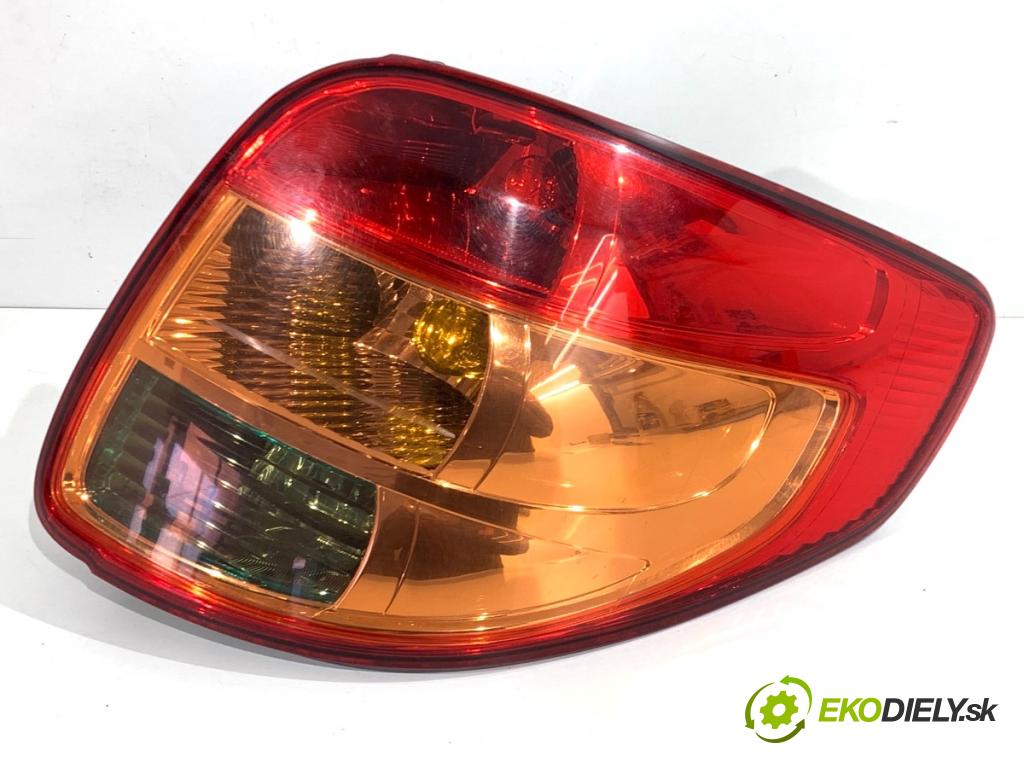 FIAT SEDICI SUV 2012 88 kW 1.6 16V 1586 Svetlo pravy zad 