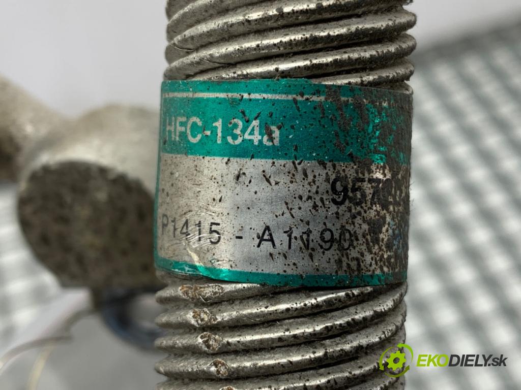 FIAT SEDICI SUV 2012 88 kW 1.6 16V 1586 rúrka klimatizácie 95720-79J00 (Rúrka klimatizácie)