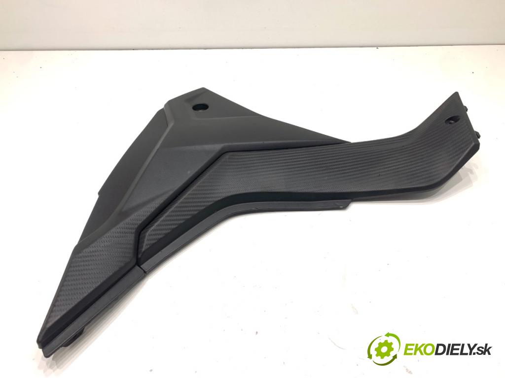 Junak 906  2023 2 kW 906 49 Clona bočné RÁM: ľavá strana