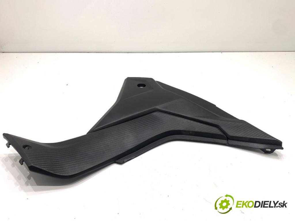 Junak 906  2023 2 kW 906 49 clona boční RÁM: pravá 