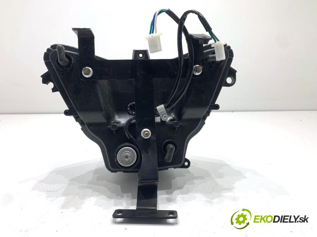 Junak 906  2023 2 kW 906 49 světlomet světlo