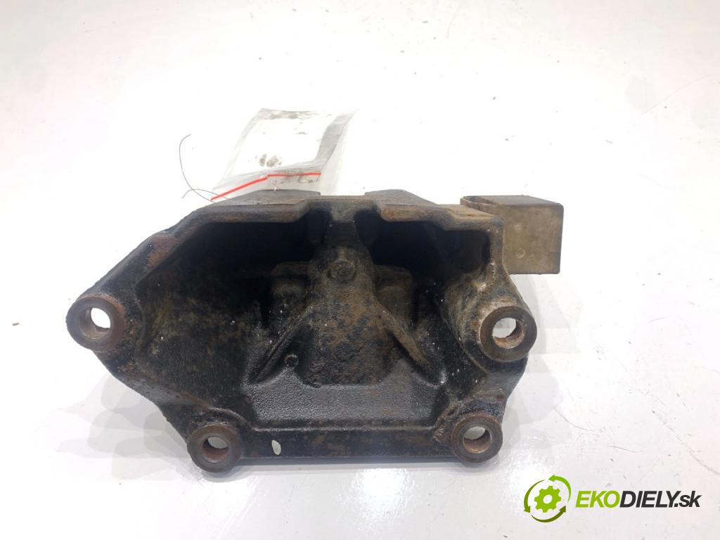 KIA OPTIMA sedan 2012 100 kW 1.7 CRDi 1685 Držiak prevodovky 