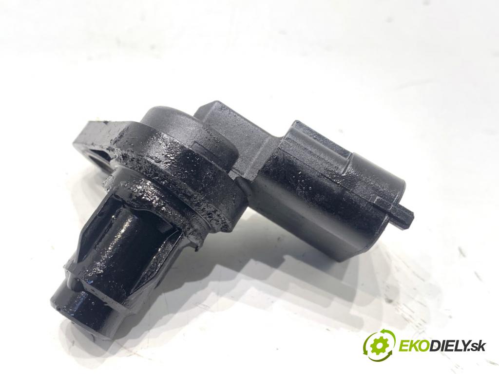 KIA OPTIMA sedan 2012 100 kW 1.7 CRDi 1685 Snímač pozície vačkového hriadeľa 39300-2A000 (Snímač polohy kľukového hriadeľa)