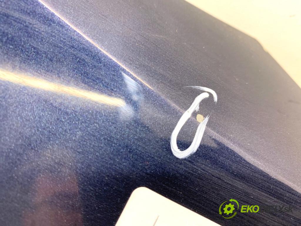 SEAT ALHAMBRA II nadwozie wielkoprzestrzenne (MPV) 2012 125 kW 2.0 TDI 1968 Blatník pravy predný