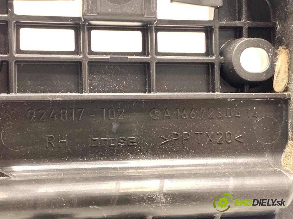 MERCEDES-BENZ W166 SUV 2013 190 kW ML 350 BlueTEC 4-matic (166.024) 2987 zámok Dvere pravy zad A2047302835