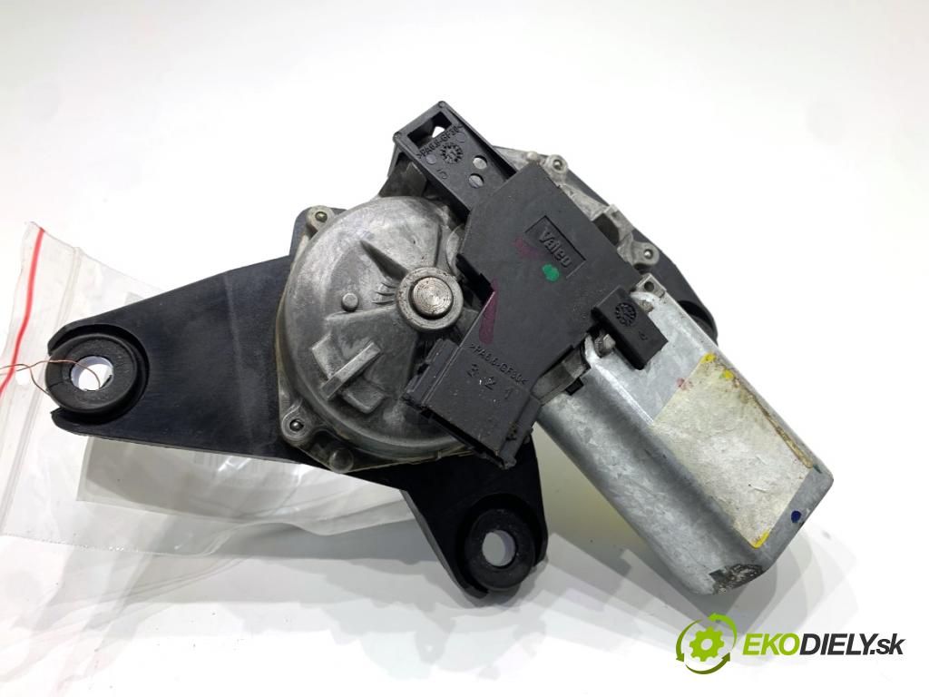 MERCEDES-BENZ W166 SUV 2013 190 kW ML 350 BlueTEC 4-matic (166.024) 2987 motor stěračů zadní část 