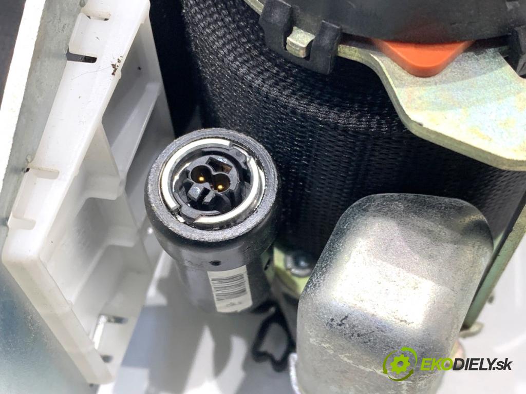 MERCEDES-BENZ W166 SUV 2013 190 kW ML 350 BlueTEC 4-matic (166.024) 2987 držák bezpečnost levý zadní část A1668602786