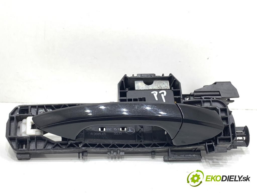 MERCEDES-BENZ W166 SUV 2013 190 kW ML 350 BlueTEC 4-matic (166.024) 2987 Kľučka vonkajšia pravy predný A2047601634