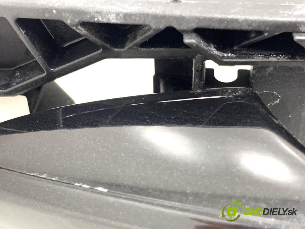 MERCEDES-BENZ W166 SUV 2013 190 kW ML 350 BlueTEC 4-matic (166.024) 2987 Kľučka vonkajšia pravy predný A2047601634