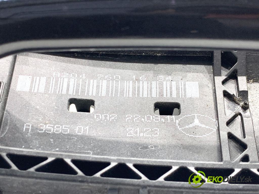 MERCEDES-BENZ W166 SUV 2013 190 kW ML 350 BlueTEC 4-matic (166.024) 2987 klika vnejší pravý zadní část A2047601634