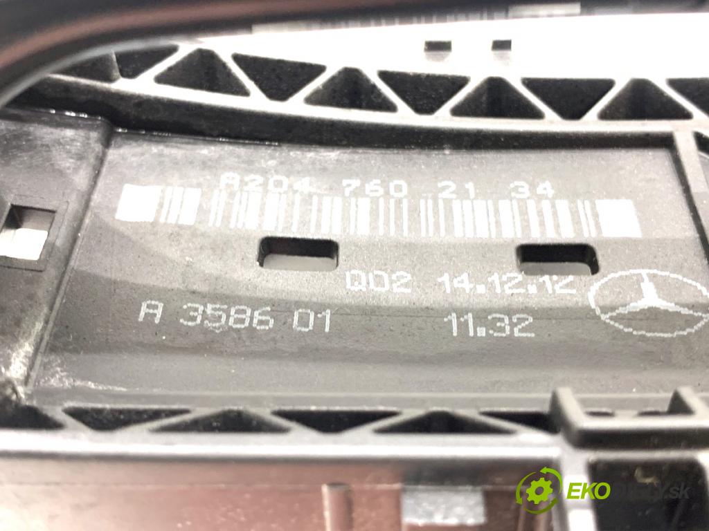 MERCEDES-BENZ W166 SUV 2013 190 kW ML 350 BlueTEC 4-matic (166.024) 2987 Kľučka vonkajšia ľavy zad