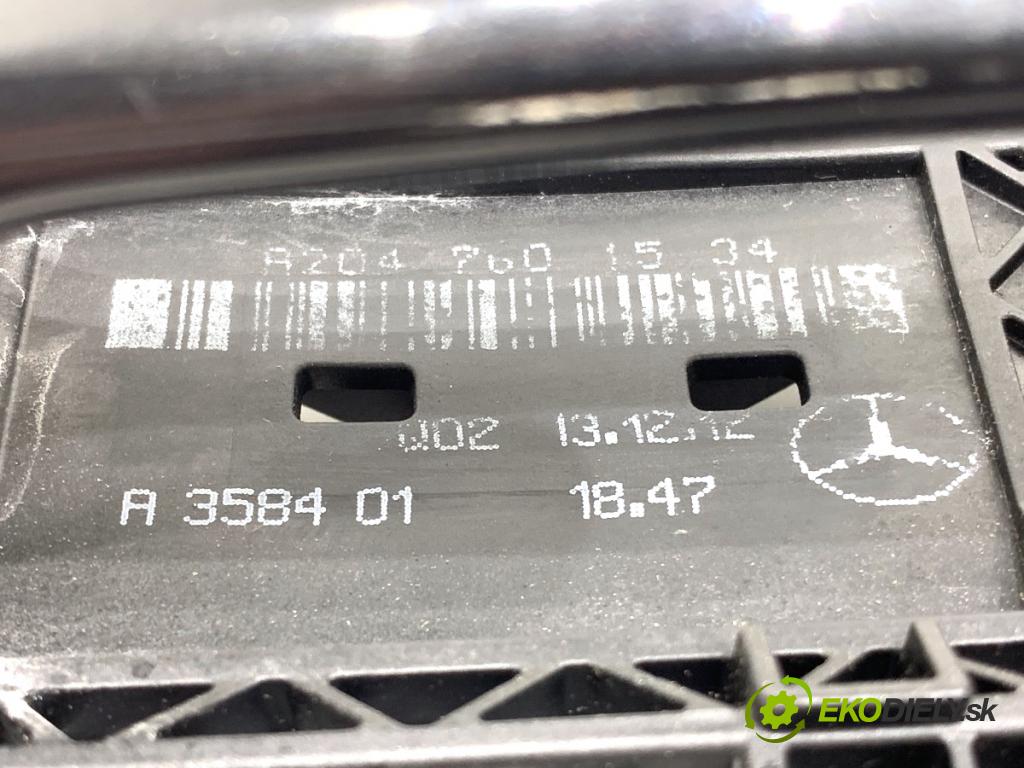 MERCEDES-BENZ W166 SUV 2013 190 kW ML 350 BlueTEC 4-matic (166.024) 2987 Kľučka vonkajšia ľavy predný