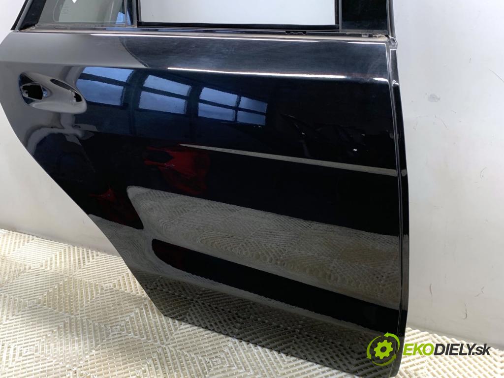 MERCEDES-BENZ W166 SUV 2013 190 kW ML 350 BlueTEC 4-matic (166.024) 2987 dveře pravý zadní část 197