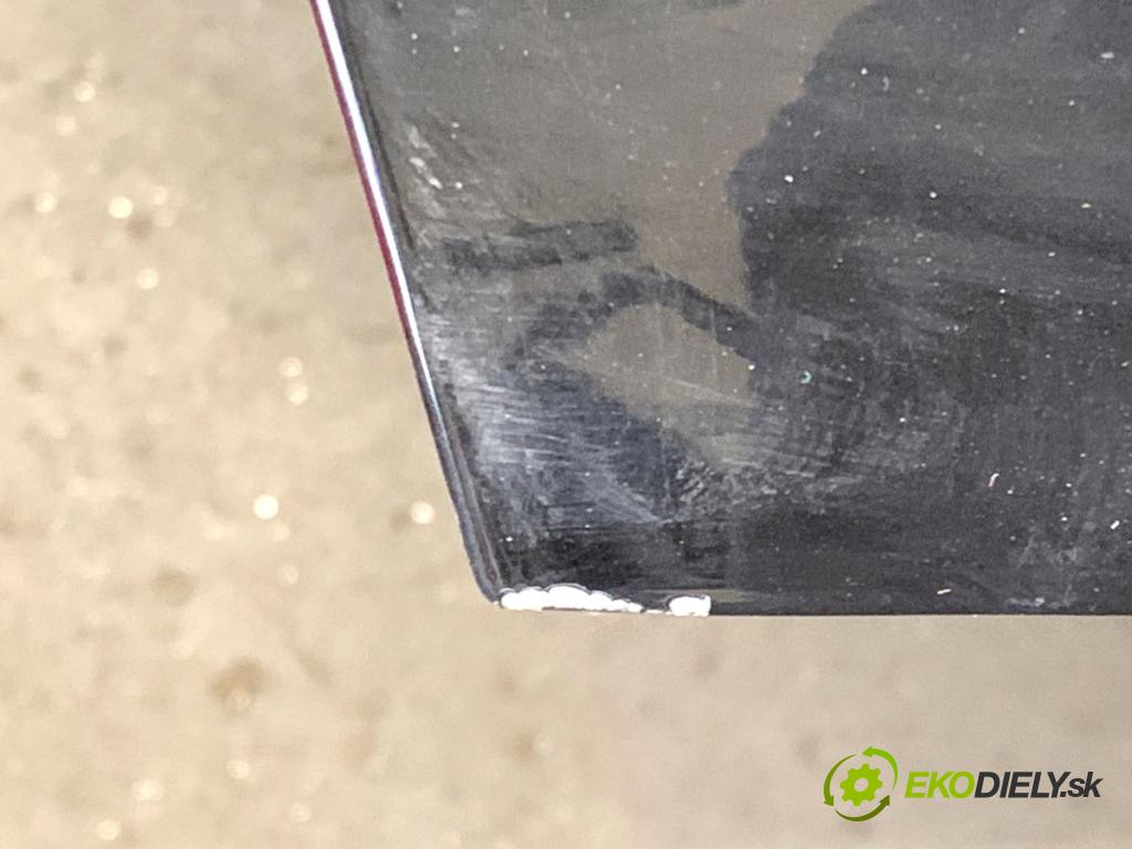 MERCEDES-BENZ W166 SUV 2013 190 kW ML 350 BlueTEC 4-matic (166.024) 2987 dveře pravý zadní část 197