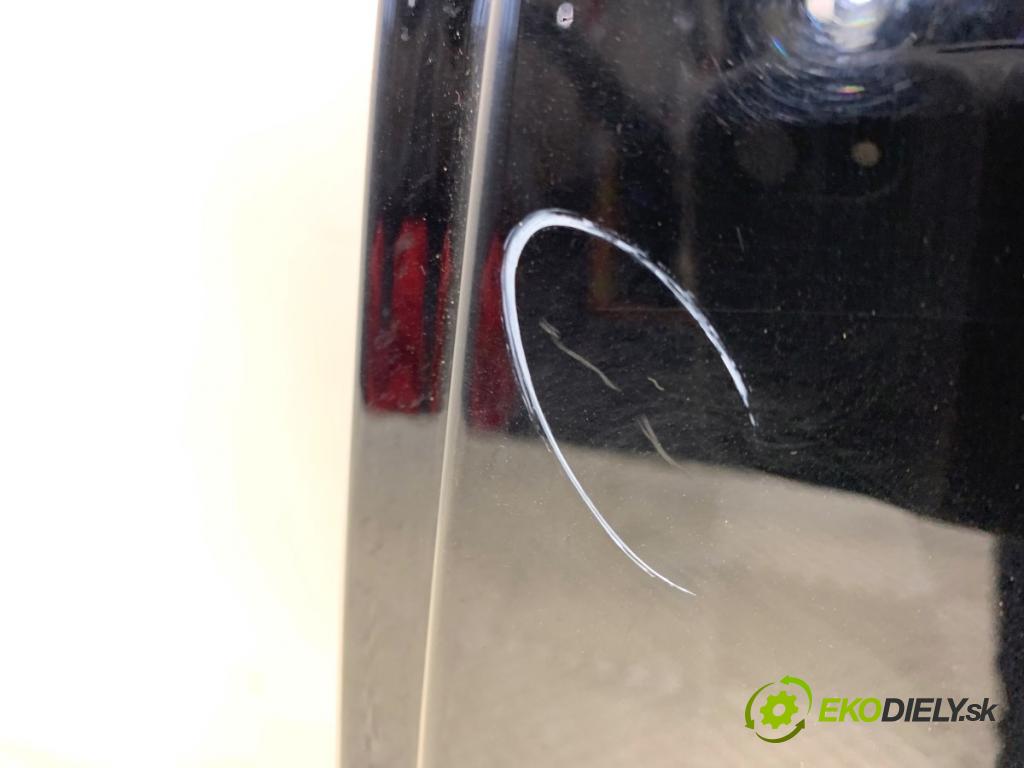 MERCEDES-BENZ W166 SUV 2013 190 kW ML 350 BlueTEC 4-matic (166.024) 2987 dveře levý zadní část 197