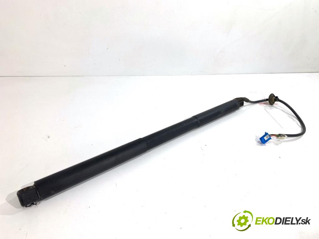 MERCEDES-BENZ W166 SUV 2013 190 kW ML 350 BlueTEC 4-matic (166.024) 2987 teleskop Teleskop dveří pravý