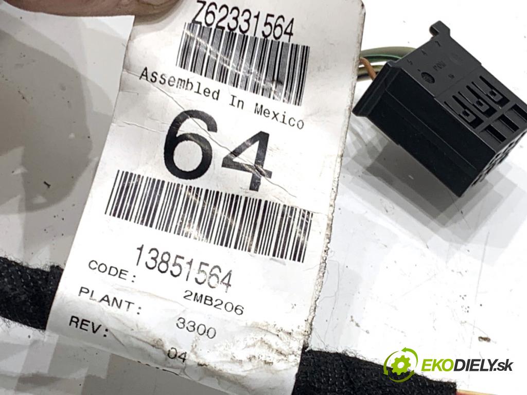 MERCEDES-BENZ W166 SUV 2013 190 kW ML 350 BlueTEC 4-matic (166.024) 2987 Káblovačka Dvere predný pravy