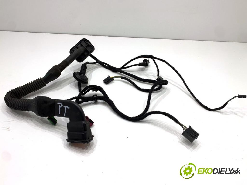 MERCEDES-BENZ W166 SUV 2013 190 kW ML 350 BlueTEC 4-matic (166.024) 2987 káblovačka dveře zadní část pravý 