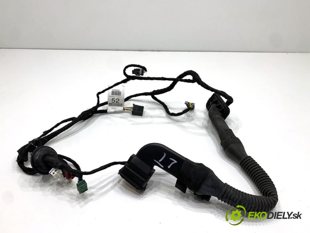 MERCEDES-BENZ W166 SUV 2013 190 kW ML 350 BlueTEC 4-matic (166.024) 2987 káblovačka dveře zadní část levý 