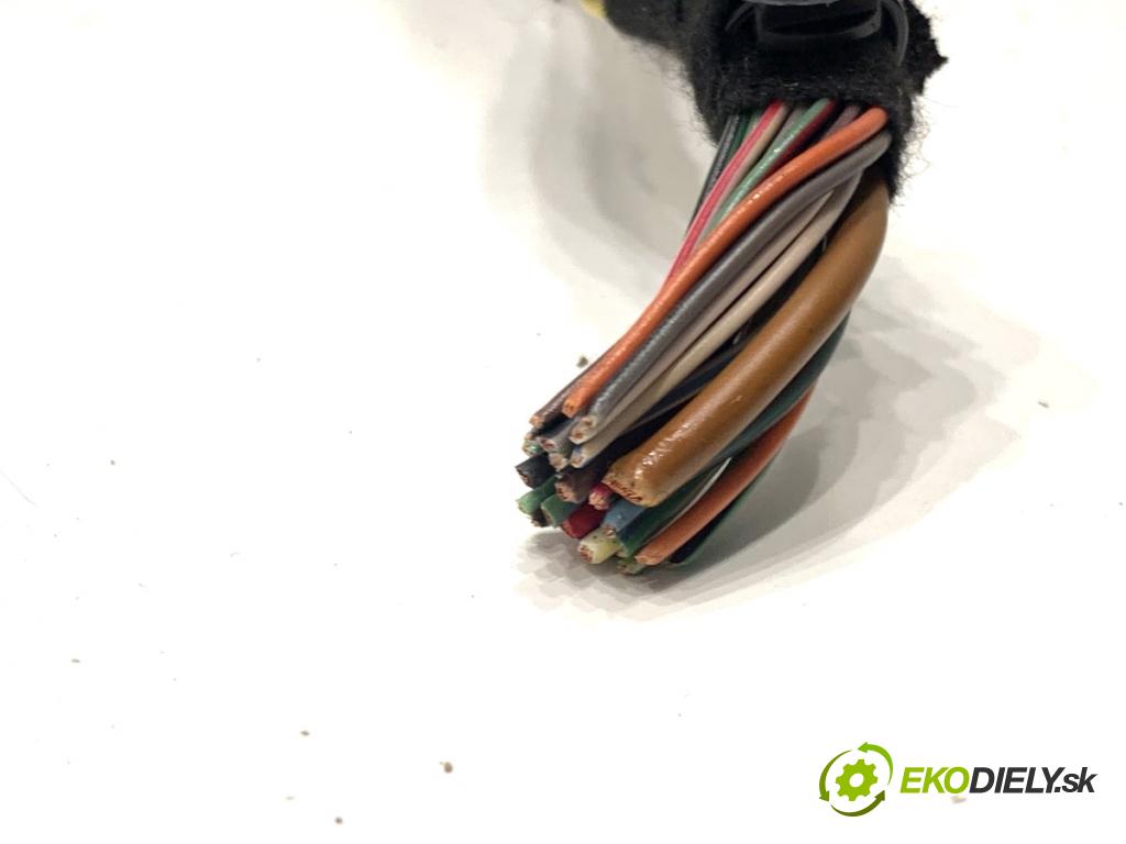 MERCEDES-BENZ W166 SUV 2013 190 kW ML 350 BlueTEC 4-matic (166.024) 2987 Káblovačka dverí kufra zad