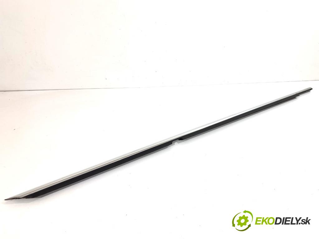 MERCEDES-BENZ W166 SUV 2013 190 kW ML 350 BlueTEC 4-matic (166.024) 2987 Lišta Sbírání: zad ľavy