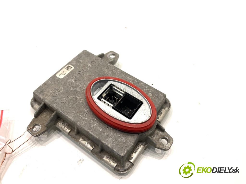 MERCEDES-BENZ W166 SUV 2013 190 kW ML 350 BlueTEC 4-matic (166.024) 2987 měnič XENON A1669002800 (Řídící jednotka xenonu)