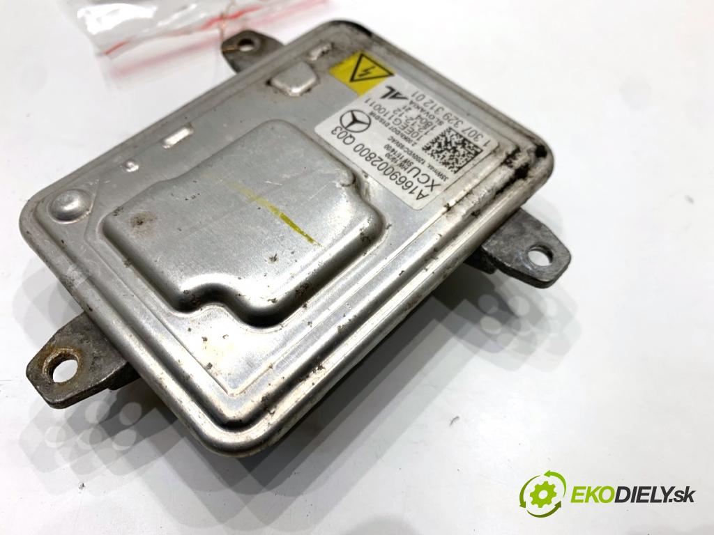 MERCEDES-BENZ W166 SUV 2013 190 kW ML 350 BlueTEC 4-matic (166.024) 2987 měnič XENON A1669002800 (Řídící jednotka xenonu)