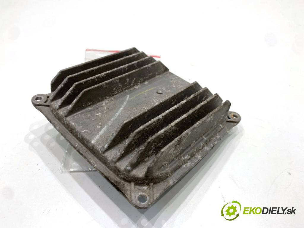 MERCEDES-BENZ W166 SUV 2013 190 kW ML 350 BlueTEC 4-matic (166.024) 2987 měnič XENON A2189009203 (Řídící jednotka xenonu)