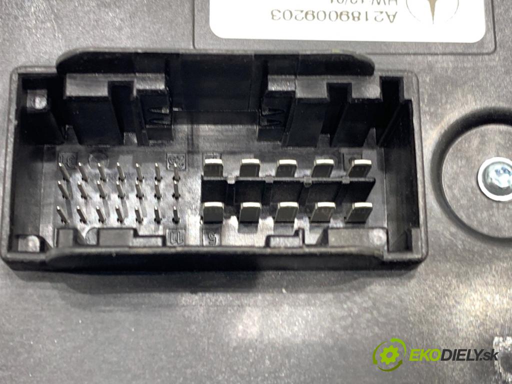 MERCEDES-BENZ W166 SUV 2013 190 kW ML 350 BlueTEC 4-matic (166.024) 2987 měnič XENON A2189009203 (Řídící jednotka xenonu)