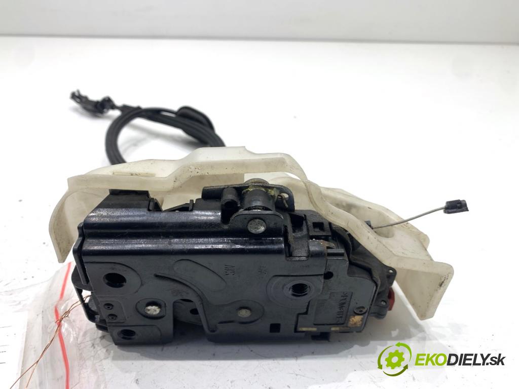 VW GOLF PLUS V liftback 2008 77 kW 1.9 TDI 1896 zámok Dvere ľavy zad 7L0839015D