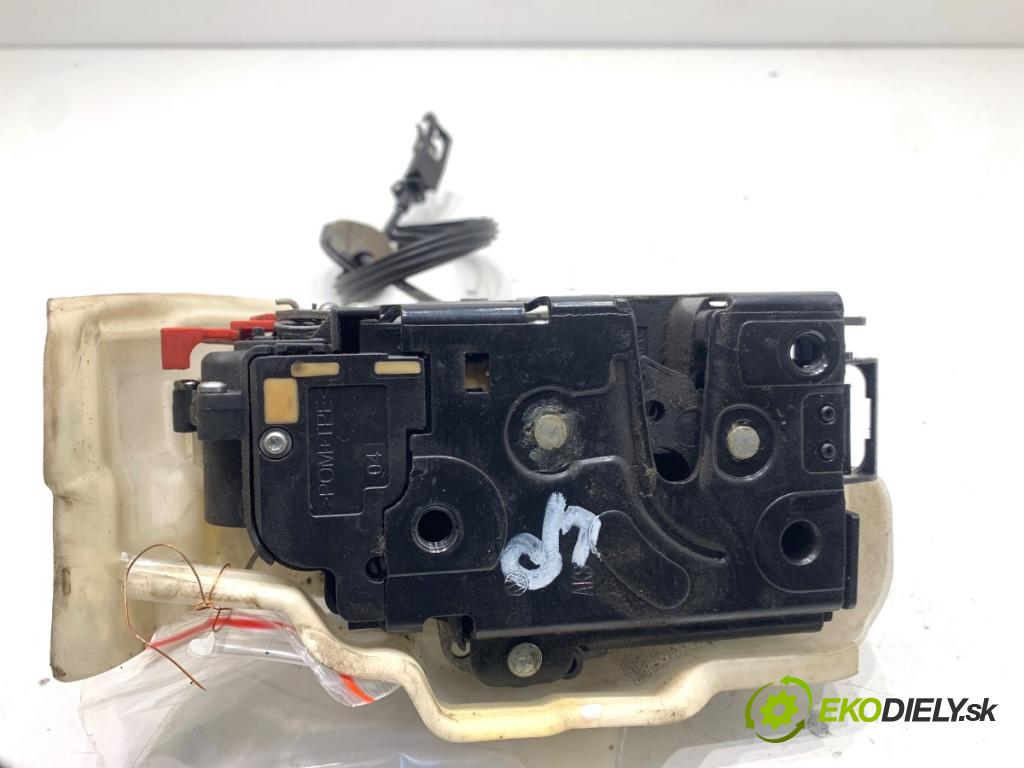 VW GOLF PLUS V liftback 2008 77 kW 1.9 TDI 1896 zámok Dvere ľavy predný 3D1837015AB