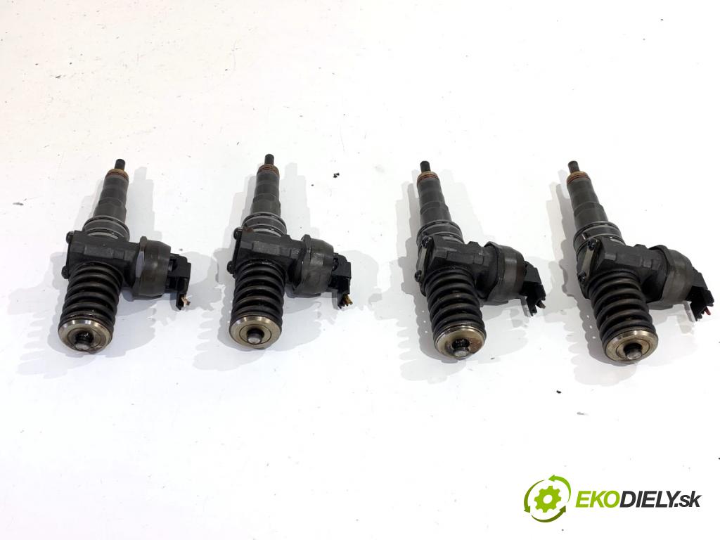 VW GOLF PLUS V liftback 2008 77 kW 1.9 TDI 1896 vstrekovače 038130073BN