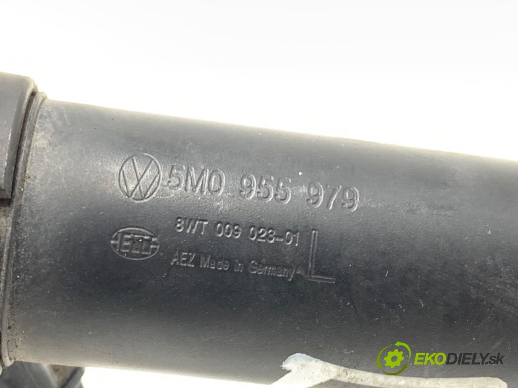 VW GOLF PLUS V liftback 2008 77 kW 1.9 TDI 1896 ostrekovača svetla ľavy predný 5M0955979