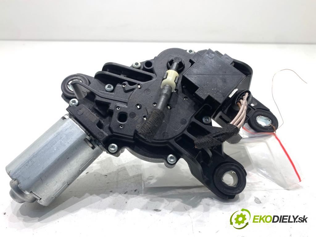 VW GOLF PLUS V liftback 2008 77 kW 1.9 TDI 1896 Motor stieračov zad 5M0955711B