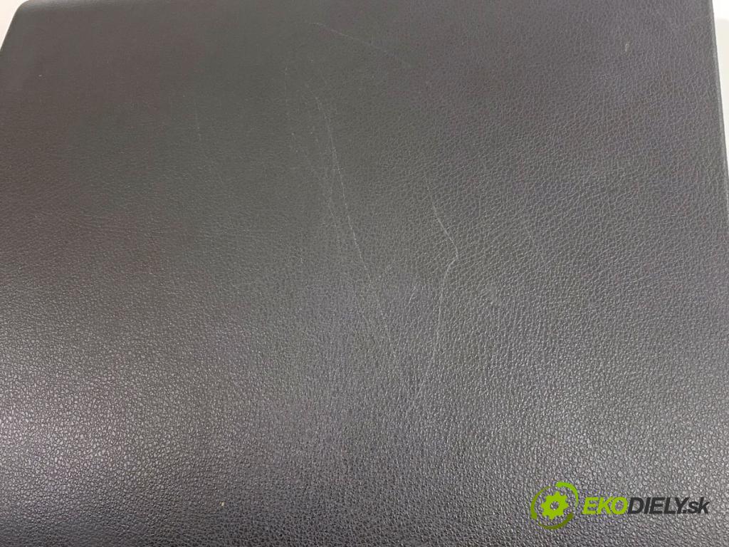 VW GOLF PLUS V liftback 2008 77 kW 1.9 TDI 1896 Priehradka, kastlík spolujazdca 5M1857097K (Priehradka (kastlík))